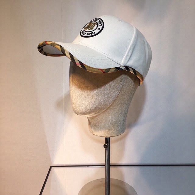 Burberry新品男士帽子 巴寶莉刺繡2021早春棒球帽鴨舌帽  mm1260