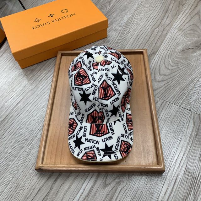 LV新品男士帽子 路易威登星星圖案棒球帽鴨舌帽  mm1330
