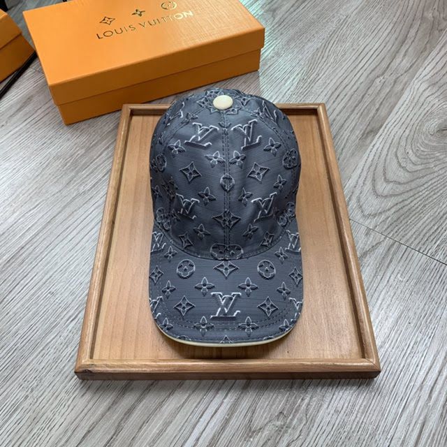 LV新品男士帽子 路易威登灰色印花鴨舌帽棒球帽  mm1334