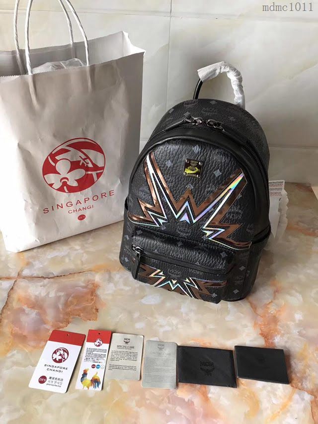 MCM女包 原單 經典造型款 Cosmo圖案 小號 MCM雙肩包 百搭款MCM女背包  mdmc1011