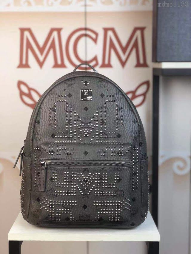 MCM雙肩背包 原單 5927小號 Gunta“M”字形鉚釘背包 金屬鉚釘 MCM女背包  mdmc1133