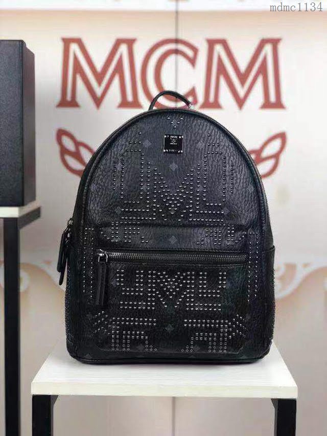 MCM雙肩背包 原單 5927小號 Gunta“M”字形鉚釘背包 金屬鉚釘 MCM女背包  mdmc1134