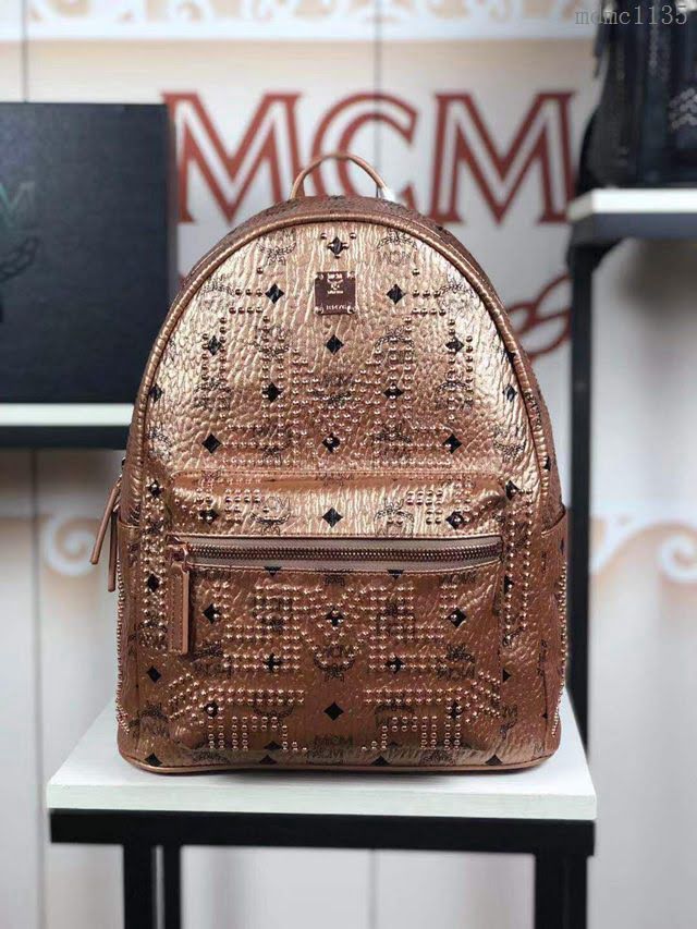 MCM雙肩背包 原單 5927小號 Gunta“M”字形鉚釘背包 金屬鉚釘 MCM女背包  mdmc1135