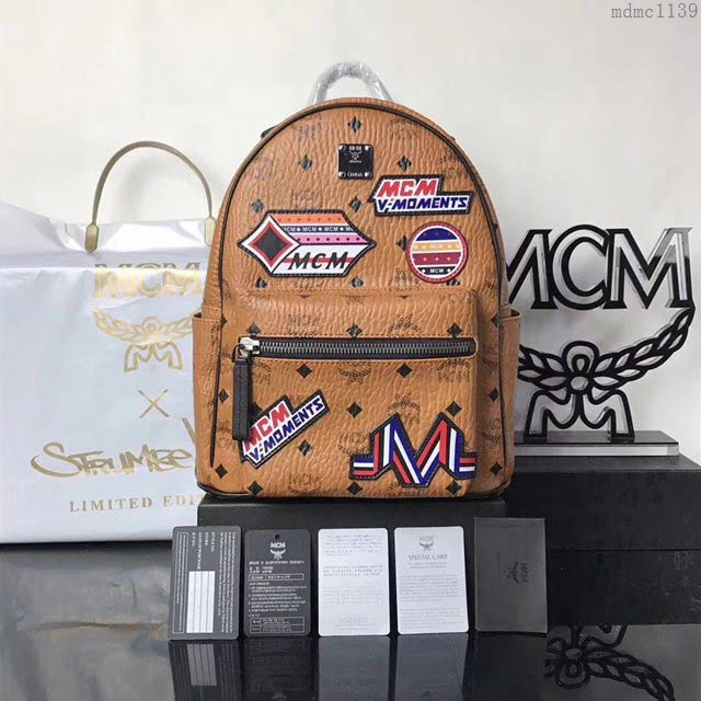 MCM雙肩背包 原單 小號5816 Victory Patch Stark雙肩包 Visetos塗層帆布 多彩貼花裝飾 MCM女後背包  mdmc1139
