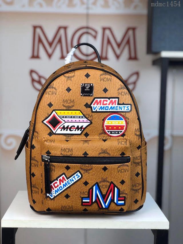MCM雙肩背包 原單 5816 Victory Patch Stark雙肩包 標誌性Visetos塗層帆布 貼花裝飾 MCM女背包  mdmc1454