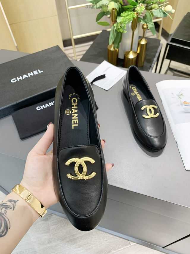 Chanel女鞋 香奈兒高版本2020早春新款單鞋 Chanel羊皮平跟女皮鞋  naq1166