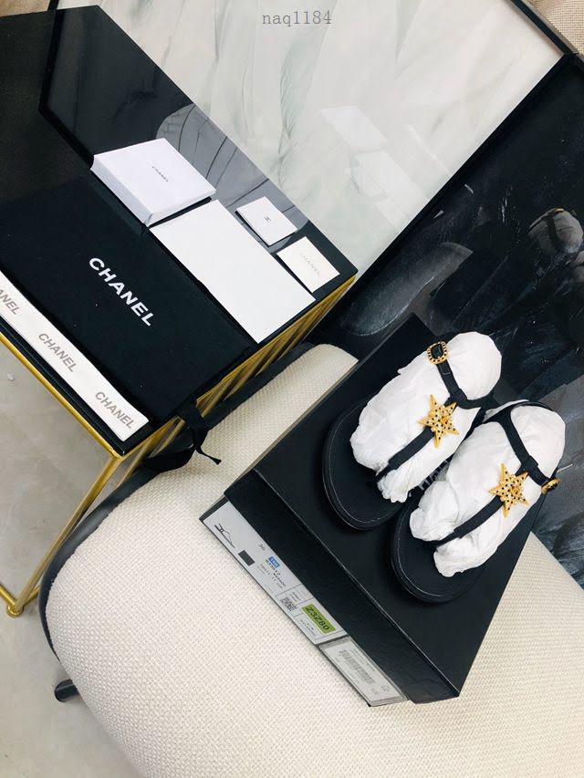 Chanel女鞋 香奈兒2020春夏新款雙c夾趾涼鞋  naq1184