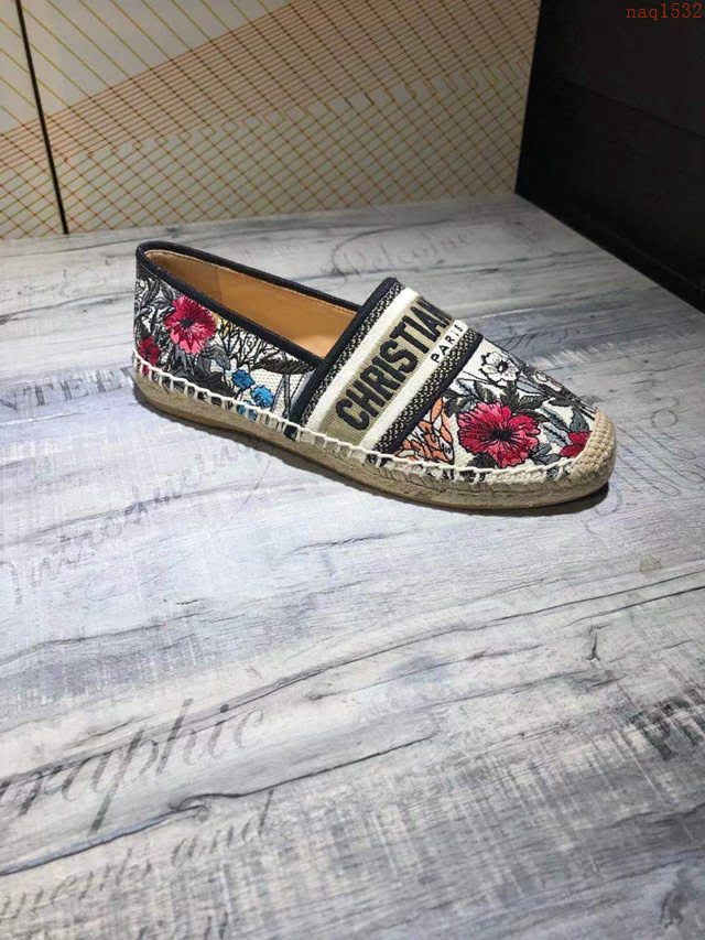 DIOR女鞋 迪奧2021專櫃新款麻繩刺繡平底鞋 Dior經典款漁夫鞋  naq1532