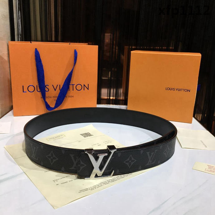 路易威登LV LV INITIALES 雙面腰帶 暗色釕金搭扣 小牛皮男款腰帶  xfp1112
