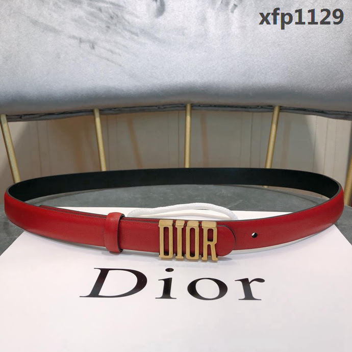 DIOR迪奧 18新款 DIOR字母復古銅扣 雙面進口頭層牛皮腰帶 優雅經典 女款皮帶  xfp1129