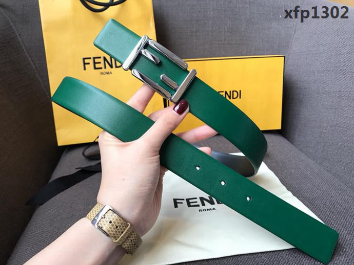 FENDI芬迪 實物拍攝 最新爆款 柔軟小牛皮皮帶 雙F標誌 BAGUETTE系列 時尚百搭款女款皮帶  xfp1302