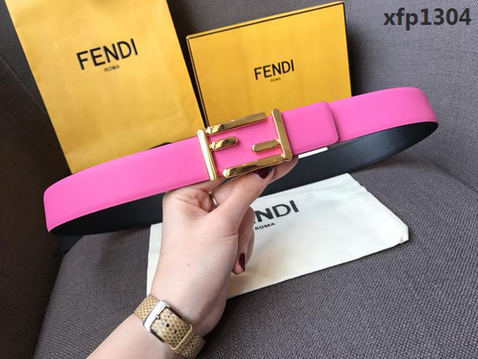 FENDI芬迪 實物拍攝 最新爆款 柔軟小牛皮皮帶 雙F標誌 BAGUETTE系列 時尚百搭款女款皮帶  xfp1304