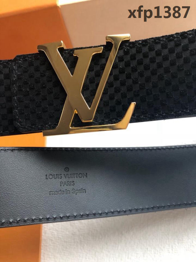 路易威登LV 原單品質 入春經典單品 Made in Spain絨面腰帶 M6875 專櫃最新版型金屬扣 男士皮帶  xfp1387