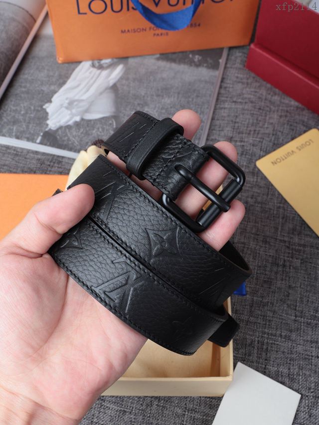 LV皮帶 經典LV腰帶系列 路易威登壓紋牛皮男士腰帶  xfp2114