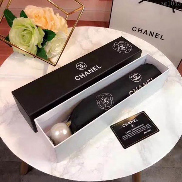 CHANEL香奈兒傘 火爆新款 山茶花搭配經典的香奈兒LOGO 珍珠球手柄 晴雨傘 防曬隔熱 防紫外線  zm1043