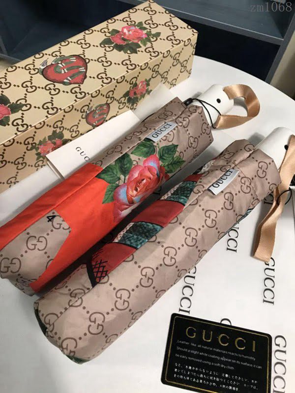 GUCCI古馳傘 年度最新火爆單品 G家自動傘 古奇小蛇圖案 防曬隔熱 防紫外線  zm1068