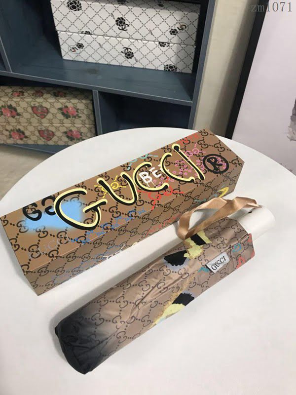 GUCCI古馳傘 時尚單品 抽象字母 驚豔款 亞太專櫃最新款 全自動UV晴雨傘 防曬隔熱 防紫外線  zm1071