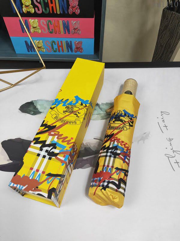 BURBERRY巴寶莉傘 最新火爆單品 巴寶莉晴雨傘 超強防曬隔熱 防紫外線  zm1110