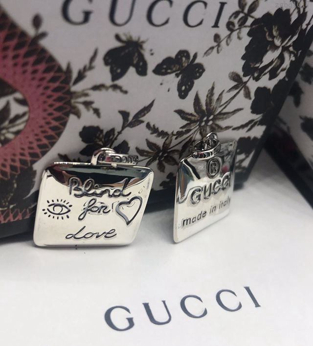 GUCCi飾品 古馳泰銀復古方牌Beind for love 吊墜項鏈 Gucci吊墜  zgbq1017