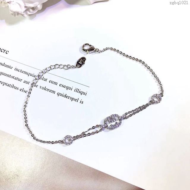 GUCCi飾品 古馳雙G手鏈 Gucci銀色女手鏈  zgbq1021