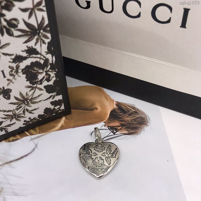 GUCCi飾品 古馳泰銀心形吊墜  zgbq1039