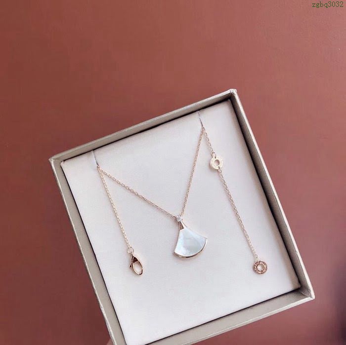 Bvlgari飾品 寶格麗Diva系列扇形單鑽裙子項鏈 白貝母寶格麗原版尾鏈原版龍蝦扣  zgbq3032