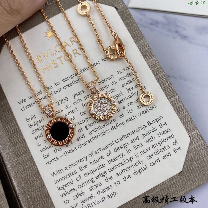 Bvlgari飾品 寶格麗雙面轉動大號圓餅紐扣項鏈  zgbq3332