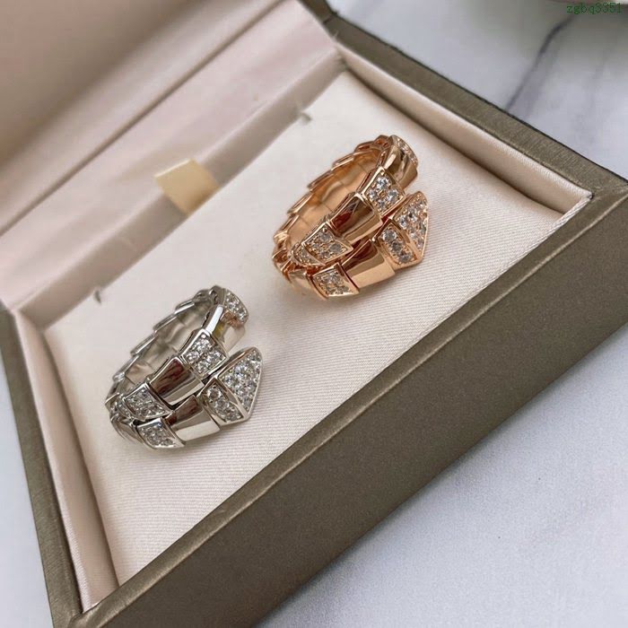 Bvlgari飾品 寶格麗間隔蛇戒指  zgbq3351