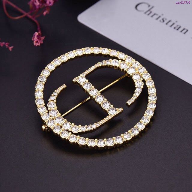 Dior飾品 迪奧經典熱銷款圓形logo胸針  zgd1084