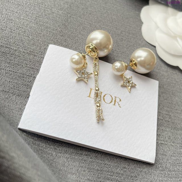 Dior飾品 迪奧經典熱銷款大小珍珠五角星字母耳釘  zgd1099