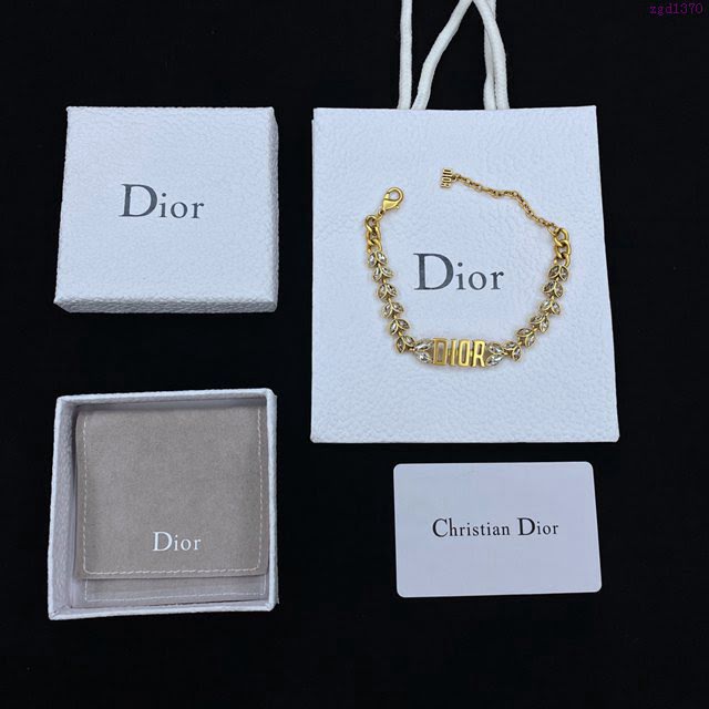 Dior飾品 迪奧2021熱銷款橄欖葉系列 馬眼葉子水鑽手鏈  zgd1370