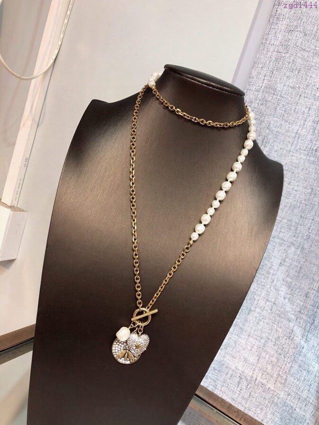 Dior飾品 迪奧經典熱銷款珍珠愛心蜜蜂項鏈  zgd1444