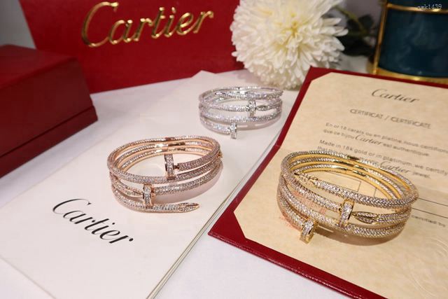 Cartier首飾 卡地亞專櫃版本 進口純銀材質電鍍三層厚金 Cartier卡地亞四層滿鑽釘子手鐲  zgk1439