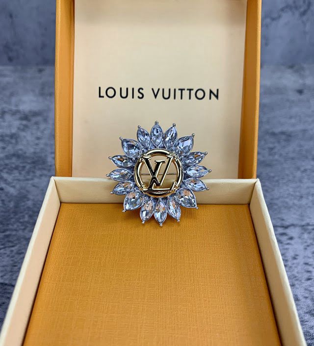 Louis Vuitton新款飾品 路易威登大氣字母胸針 LV太陽花鑽石字母胸花胸針  zglv2206