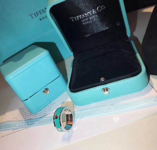 Tiffany純銀飾品 蒂芙尼女士專櫃爆款純銀琺瑯綠桃心戒指  zgt1773