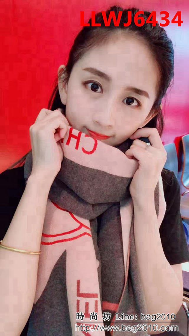 CHANEL香奈兒 2018年新款羊絨長圍巾 LLWJ6434