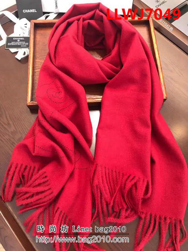 CHANEL香奈兒最新款 燙鑽logo羊絨圍巾 2YSC6115 LLWJ7049