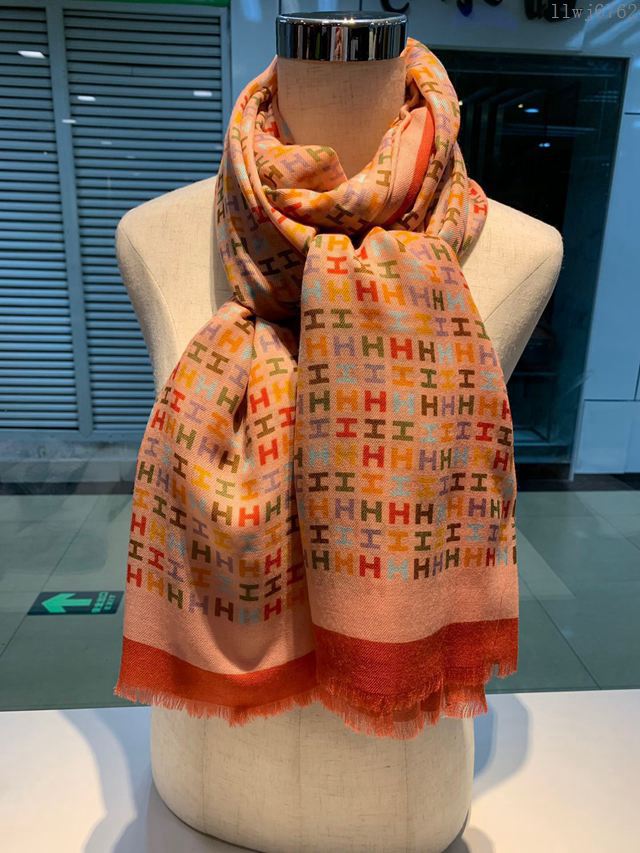 HERMES圍巾 最新款同步專櫃 愛馬仕最頂級戒指絨女圍巾 經典百搭H絲絨長巾  llwj6762