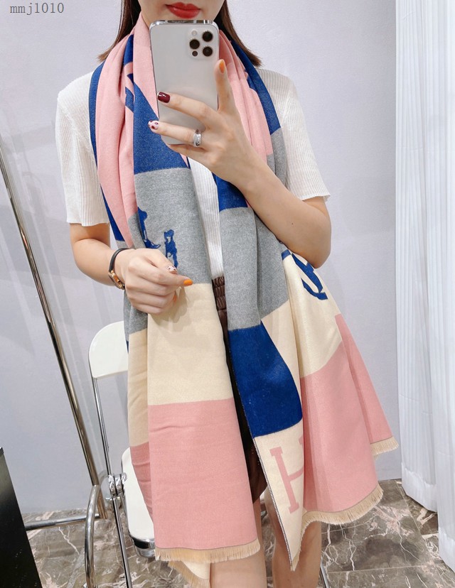 Hermes2021新款圍巾 愛馬仕經典馬拉車圖案女士圍巾披肩  mmj1010