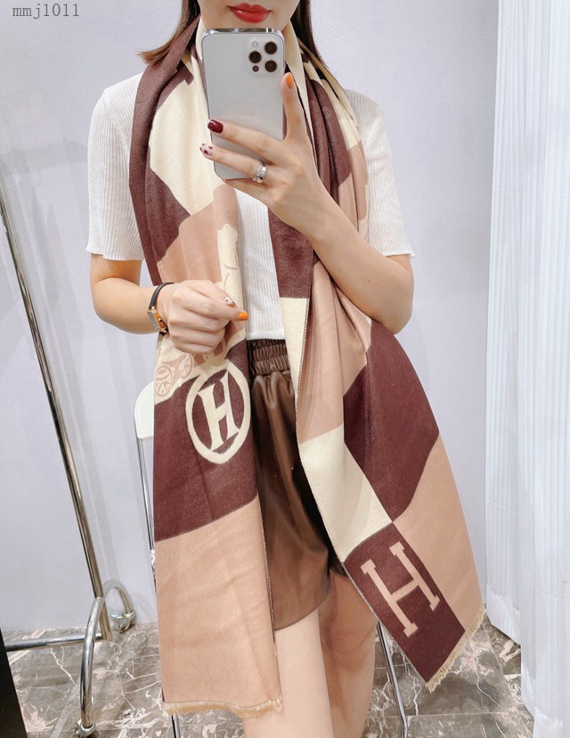 Hermes2021新款圍巾 愛馬仕經典馬拉車圖案女士圍巾披肩  mmj1011