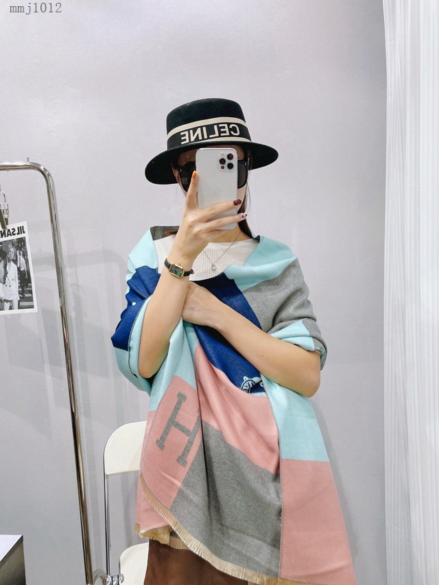 Hermes2021新款圍巾 愛馬仕經典馬拉車圖案女士圍巾披肩  mmj1012