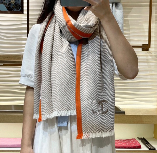 CHANEL專櫃新款女士圍巾 香奈兒雙C小標針織披肩 純羊絨時尚繡花針織毛線圍巾披肩  mmj1116