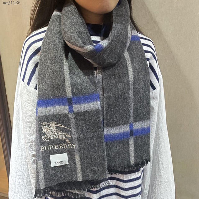 Burberry經典巴格高定新作男女款圍巾 巴寶莉2021新款圍巾  mmj1186