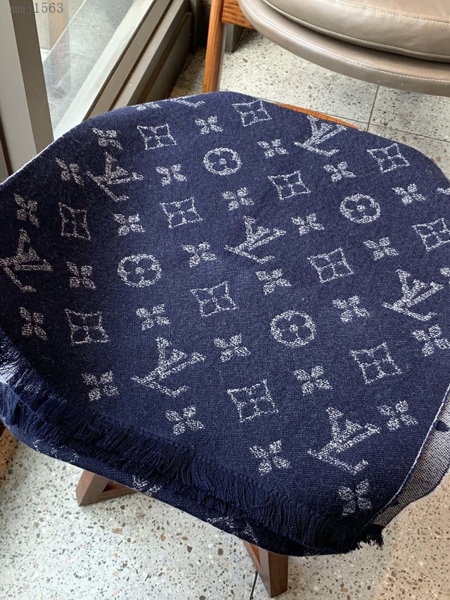 Louis Vuitton女士圍巾 路易威登Rainbow手工刺繡釘珠羊絨披肩 LV經典黑白羊絨披肩  mmj1563