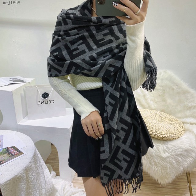 FENDI秋冬季羊絨羊毛圍巾披肩 芬迪2021年新款男女同款雙面提花圍巾  mmj1696
