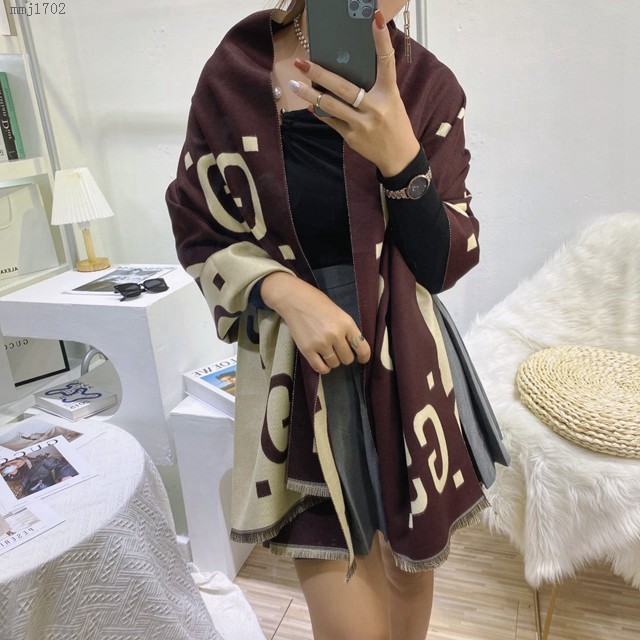 Gucci經典百搭款羊絨長巾披肩 古馳女款羊絨混紡圍巾  mmj1702