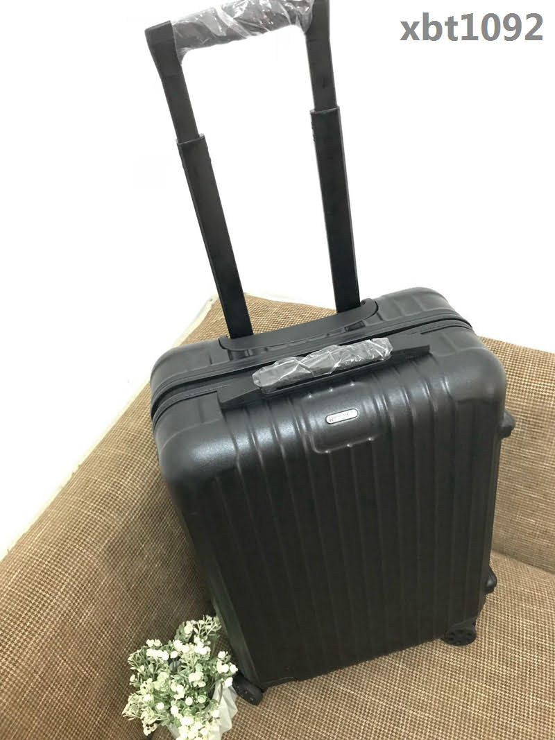 RIMOWA日默瓦 拉杆箱/拉箱 pc+鋁鎂合金 經典classic系列 明星同款 8055 限量20寸登機箱  xbt1092