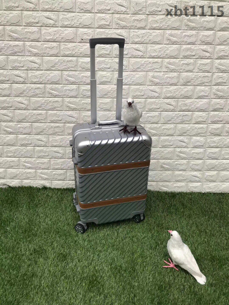 RIMOWA日默瓦 慶國慶 Pc配鋁合金寬 時尚拉杆箱 20寸登機箱  xbt1115