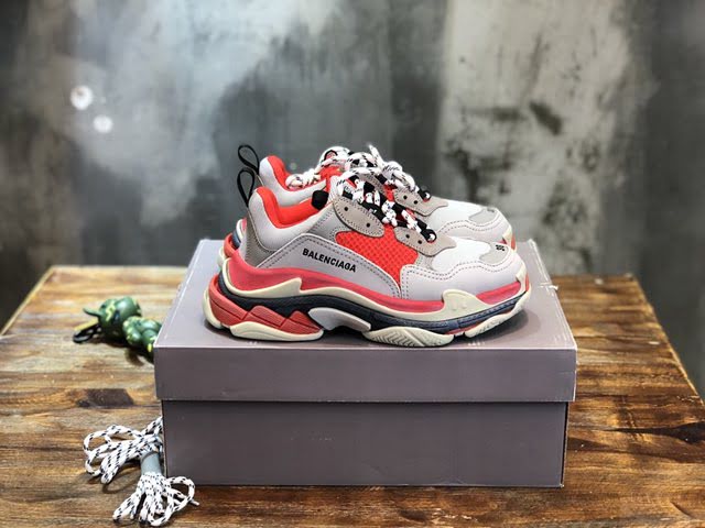 Balenciaga經典款男女鞋 巴黎世家頂級版本Triple S透氣3M反光姥爹復古運動鞋 Balenciaga情侶款老爹鞋  hdbl1170