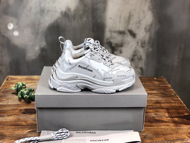 Balenciaga經典款男女鞋 巴黎世家頂級版本Triple S透氣3M反光姥爹復古運動鞋 Balenciaga情侶款老爹鞋  hdbl1171
